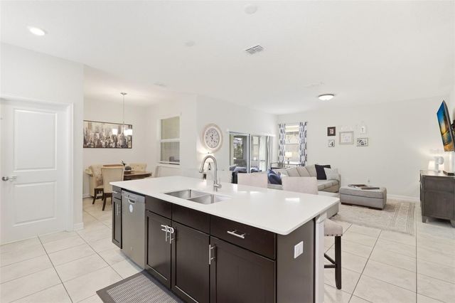 9166 CUT SHOT DRIVE, Winter Garden, FL 34787