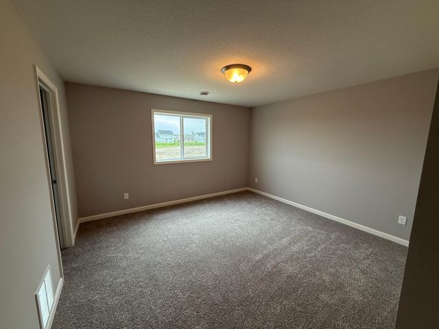 2621 Ivy Avenue NE, Saint Michael, MN 55330