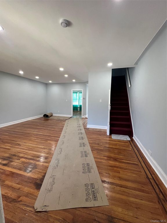 113-21 204th Street, Jamaica, NY 11412 — photo 4