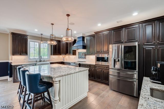 1 Houston St, Metuchen Boro, NJ 08840