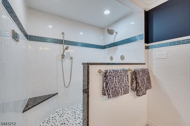 1 Houston St, Metuchen Boro, NJ 08840