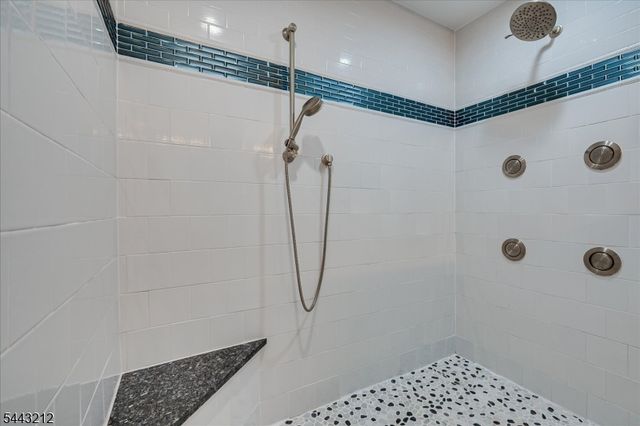 1 Houston St, Metuchen Boro, NJ 08840