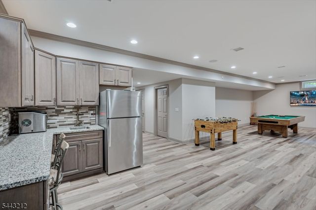 1 Houston St, Metuchen Boro, NJ 08840