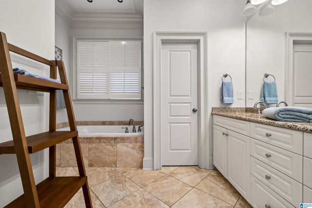 795 HAMPDEN PLACE CIRCLE, Vestavia Hills, AL 35242