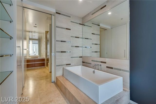 3726 Las Vegas Boulevard 2702, Las Vegas, NV 89158