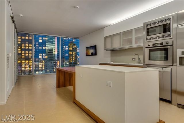3726 Las Vegas Boulevard 2702, Las Vegas, NV 89158
