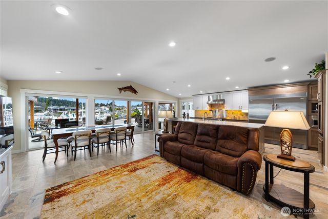 5301 Doon Way, Anacortes, WA 98221