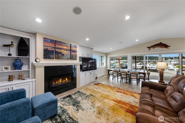 5301 Doon Way, Anacortes, WA 98221