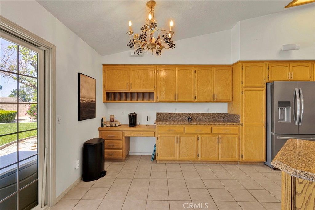 Image 18 of property listing at 19581 Powhatan Rd, Apple Valley, CA 92308