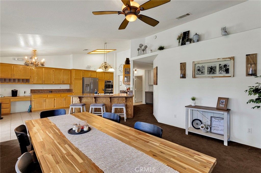Image 20 of property listing at 19581 Powhatan Rd, Apple Valley, CA 92308