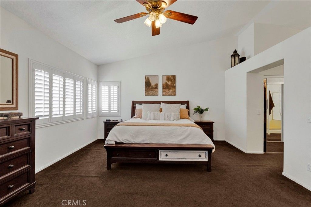 Image 27 of property listing at 19581 Powhatan Rd, Apple Valley, CA 92308