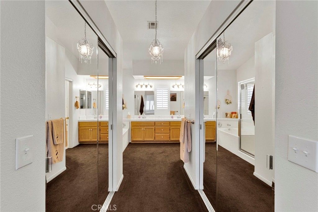 Image 30 of property listing at 19581 Powhatan Rd, Apple Valley, CA 92308