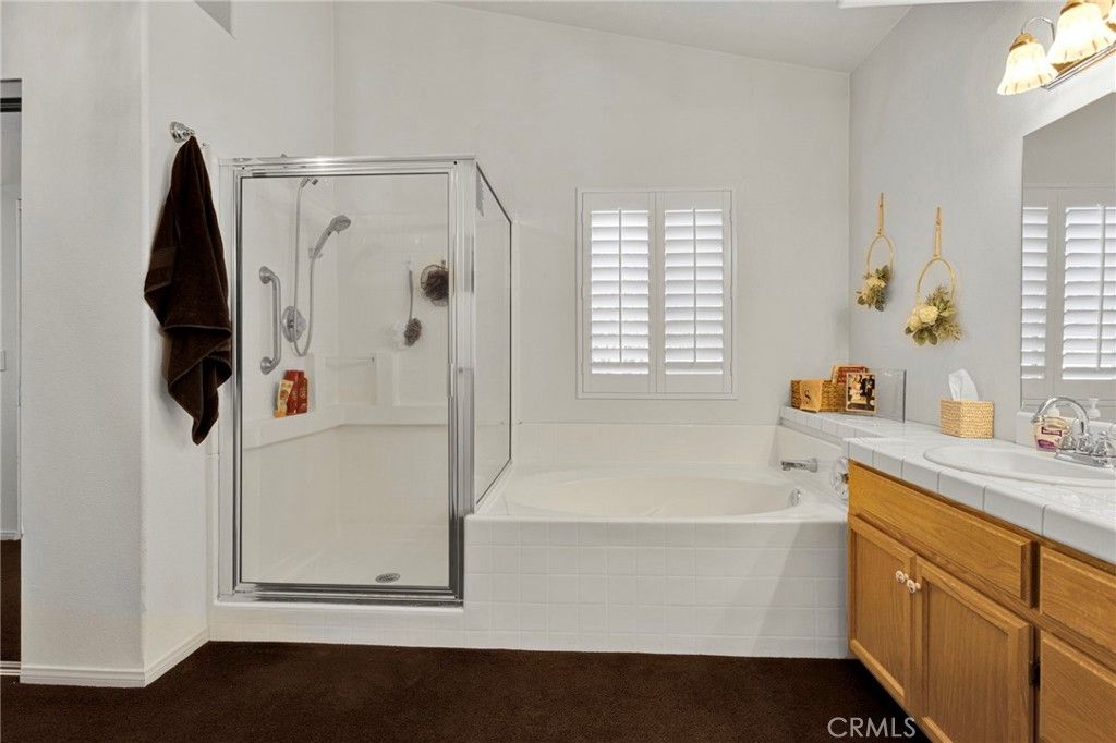Image 33 of property listing at 19581 Powhatan Rd, Apple Valley, CA 92308