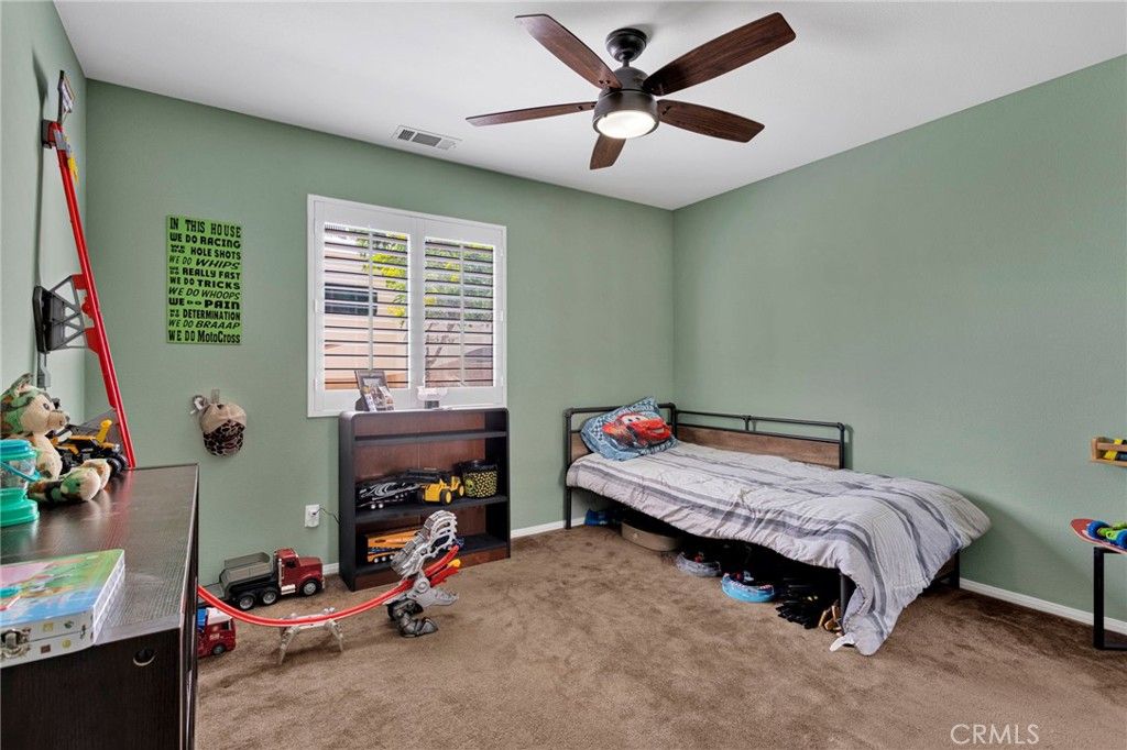 Image 35 of property listing at 19581 Powhatan Rd, Apple Valley, CA 92308