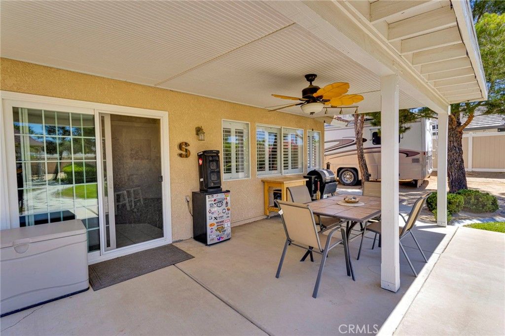 Image 56 of property listing at 19581 Powhatan Rd, Apple Valley, CA 92308