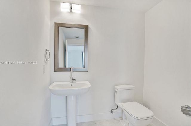 301 Altara Ave 835, Coral Gables, FL 33146