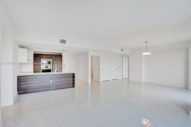 301 Altara Ave 835, Coral Gables, FL 33146