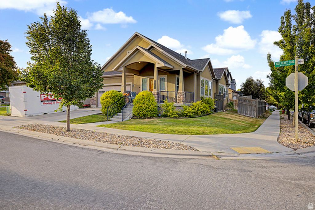 3829 E ROSE HEARTY LN, Eagle Mountain, UT 84005