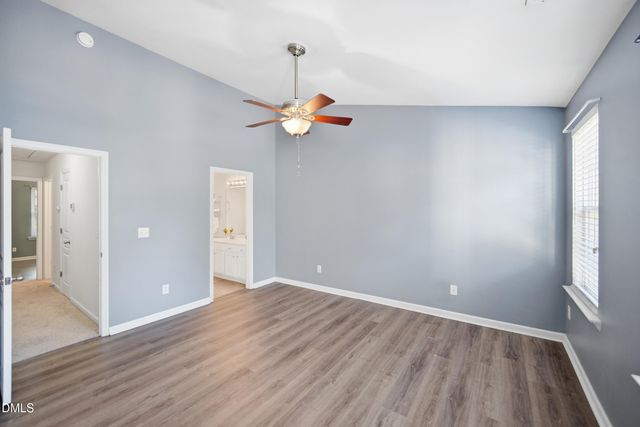 5311 Crescentview Parkway, Raleigh, NC 27606