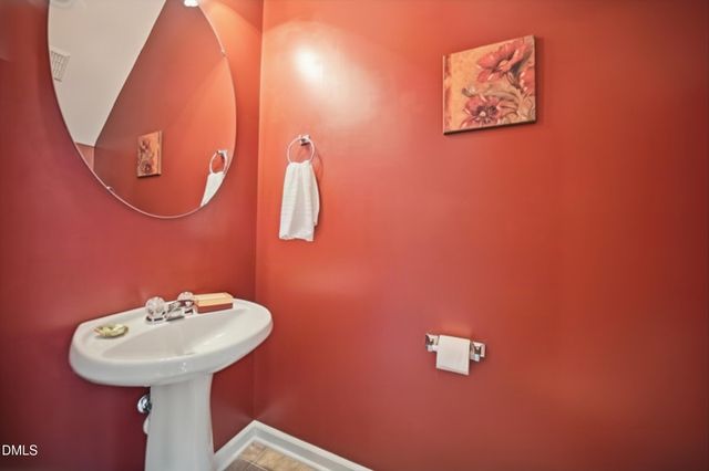 5311 Crescentview Parkway, Raleigh, NC 27606