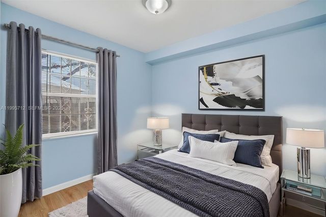 200 NW 107th Ave 104, Miami, FL 33172