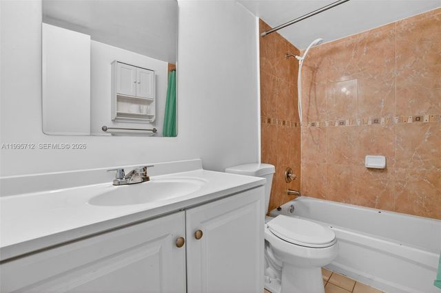 200 NW 107th Ave 104, Miami, FL 33172