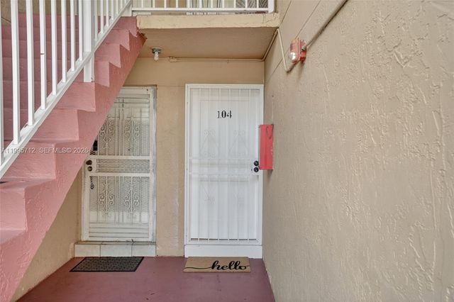 200 NW 107th Ave 104, Miami, FL 33172