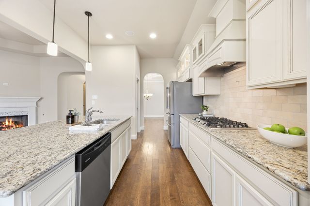 720 Louisville Road, Aubrey, TX 76227