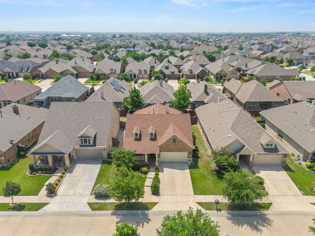 720 Louisville Road, Aubrey, TX 76227
