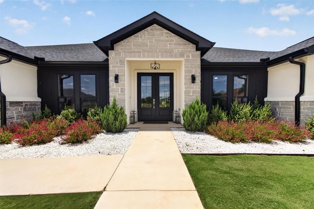 103 Still Meadow DR, Kingsland, TX 78639