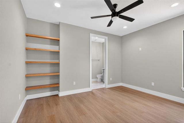 103 Still Meadow DR, Kingsland, TX 78639