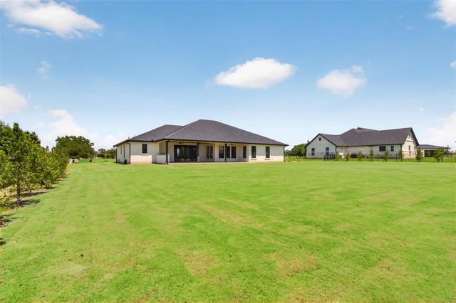 103 Still Meadow DR, Kingsland, TX 78639