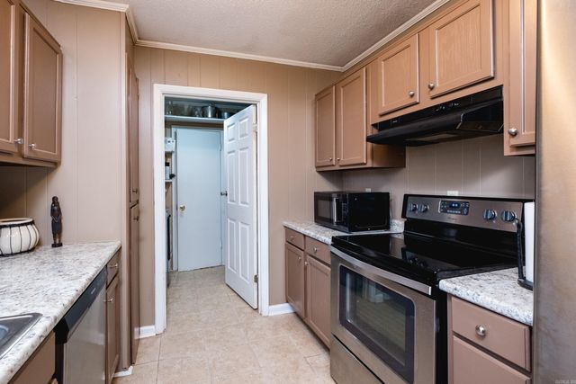 5813 Forest View Road, Little Rock, AR 72204