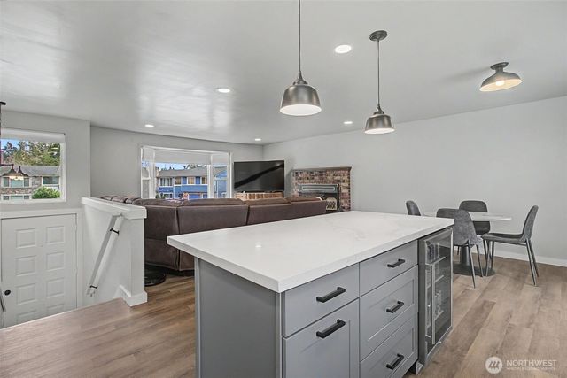 33831 37th Avenue SW, Federal Way, WA 98023