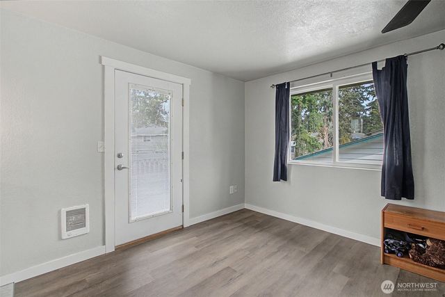 33831 37th Avenue SW, Federal Way, WA 98023