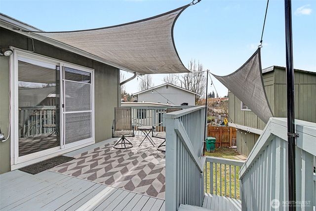 33831 37th Avenue SW, Federal Way, WA 98023