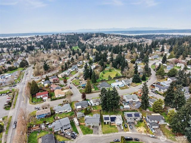 33831 37th Avenue SW, Federal Way, WA 98023
