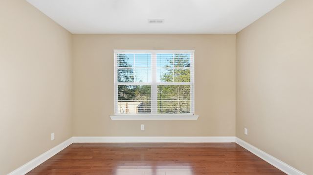 136 Ginger Lake Drive, Rock Spring, GA 30739