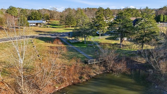 136 Ginger Lake Drive, Rock Spring, GA 30739