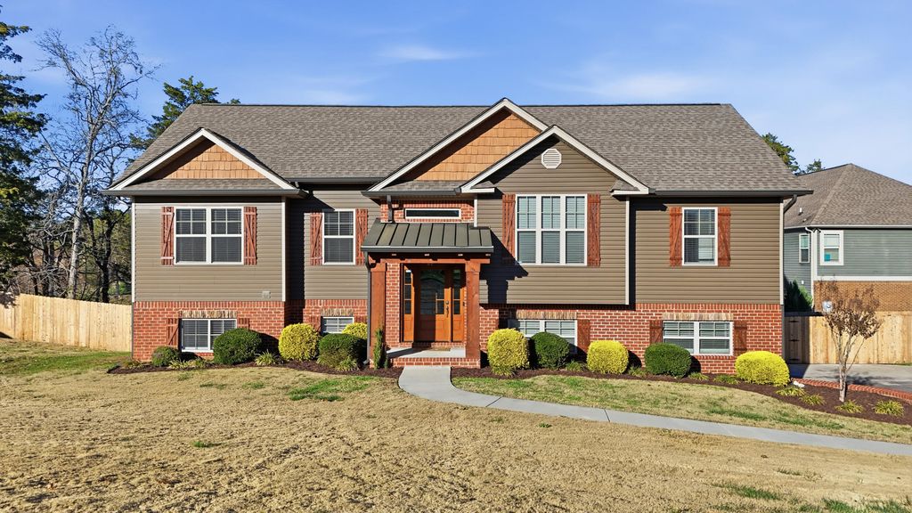 136 Ginger Lake Drive, Rock Spring, GA 30739