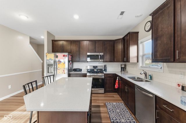 2064 Maplewood Lane, Pendleton, IN 46064