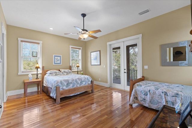 305 NE Winslow Street, Steinhatchee, FL 32359