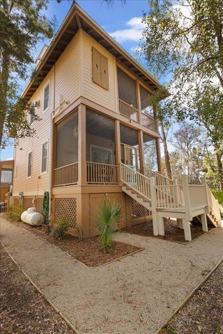 305 NE Winslow Street, Steinhatchee, FL 32359