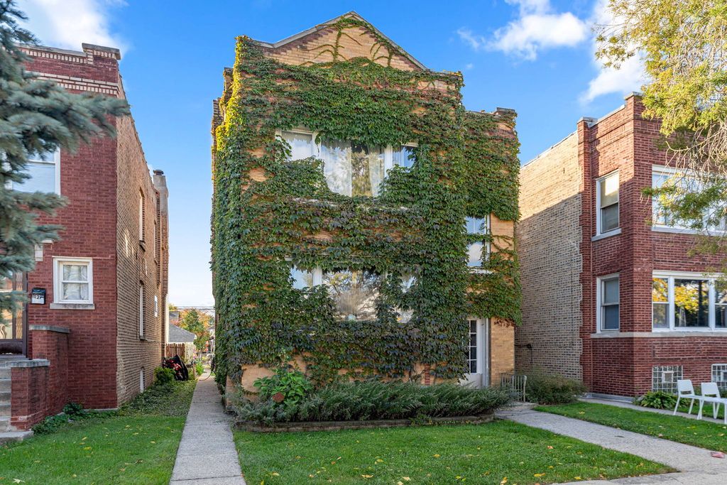 6011 W Dakin Street 2, Chicago, IL 60634