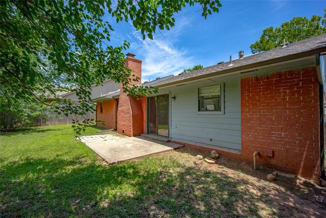 3608 Peregrine Drive, Norman, OK 73072