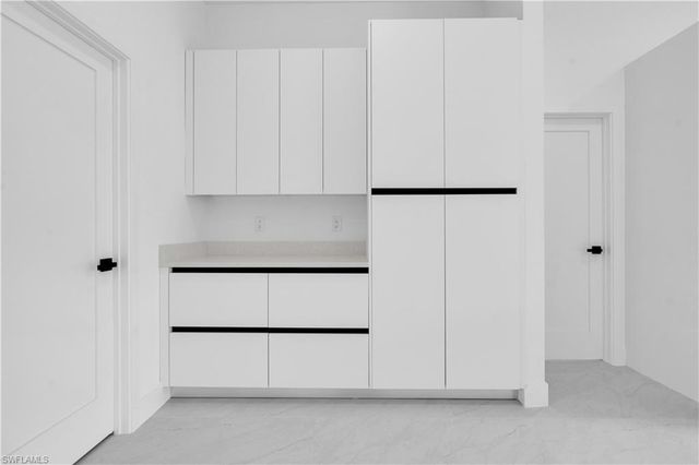 2700 42nd st W, Lehigh Acres, FL 33971