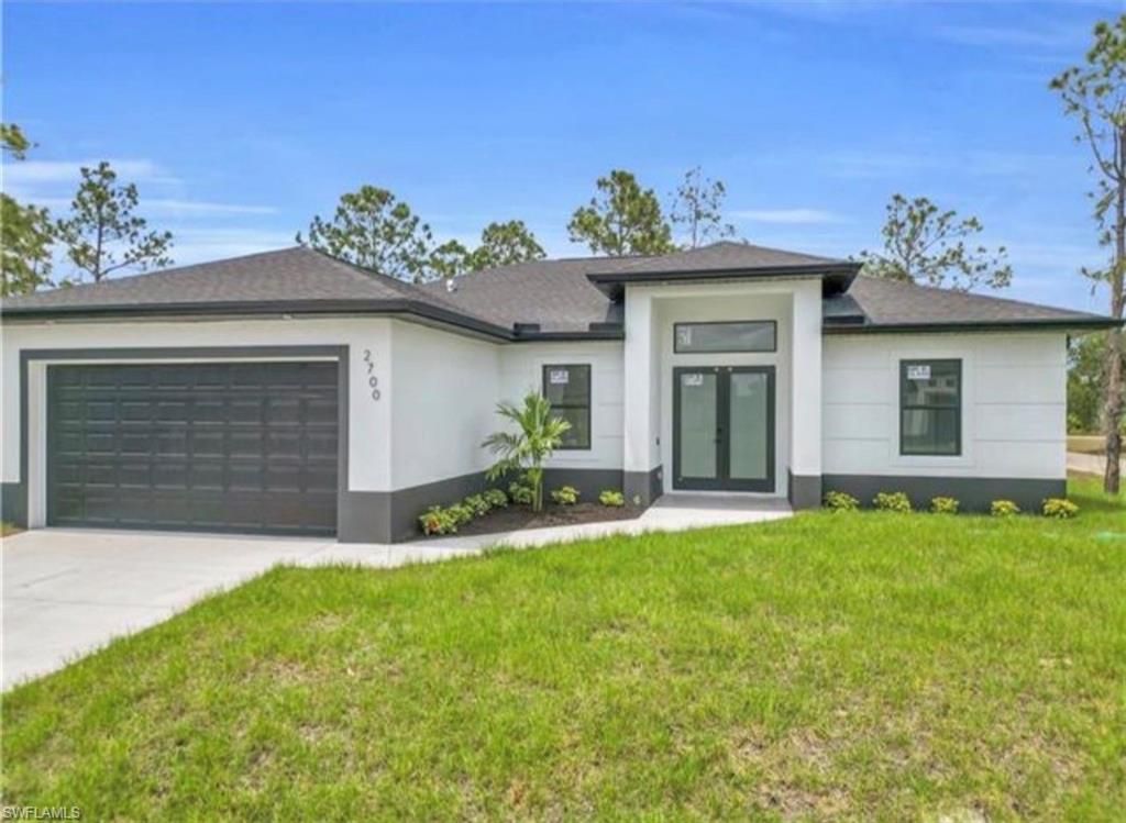 2700 42nd st W, Lehigh Acres, FL 33971