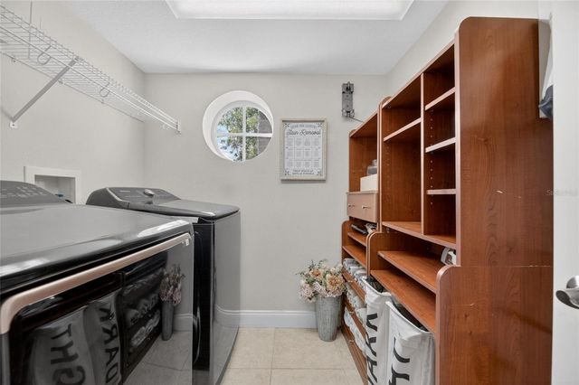 5536 LUMINAR POINTE LANE, Apollo Beach, FL 33572