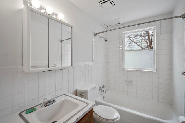 1094 25th Avenue SE, Minneapolis, MN 55414