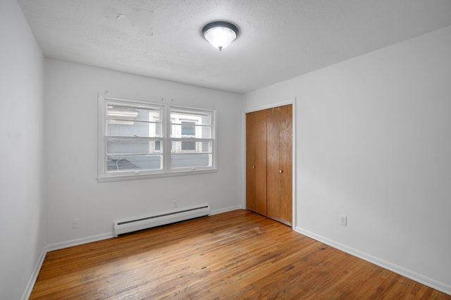 1094 25th Avenue SE, Minneapolis, MN 55414